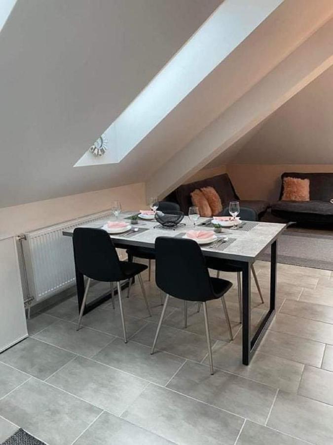 Апартаменти Greta Lux Apartman Гайдусобосло Екстер'єр фото